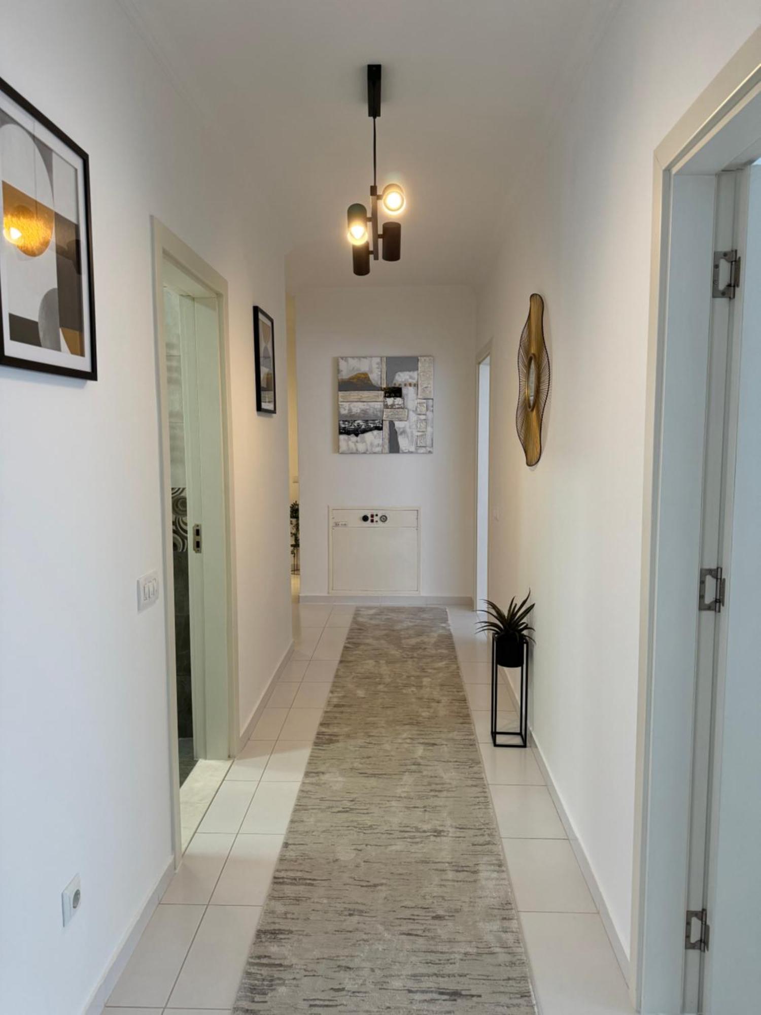 Penthouse Exclusive Apartment Prishtinë Ngoại thất bức ảnh